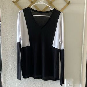 Vince shirt. In excellent condition, hardly worn!